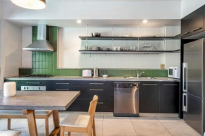 Eclectic Perfectly Positioned Apartment, Sydney